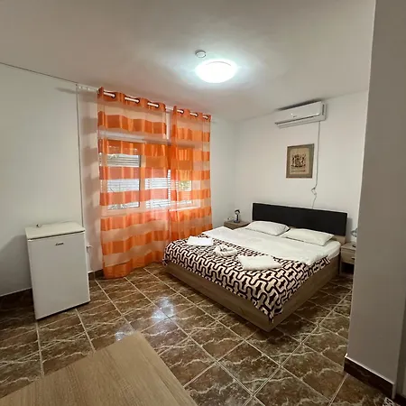 Guest house Vacanta Corp B Costinesti